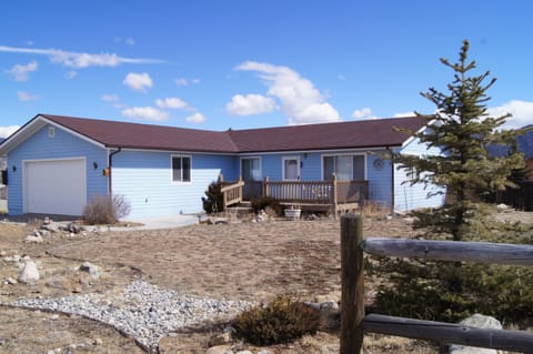 Mountain Vista Retreat