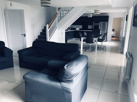 Open plan kitchen/living area