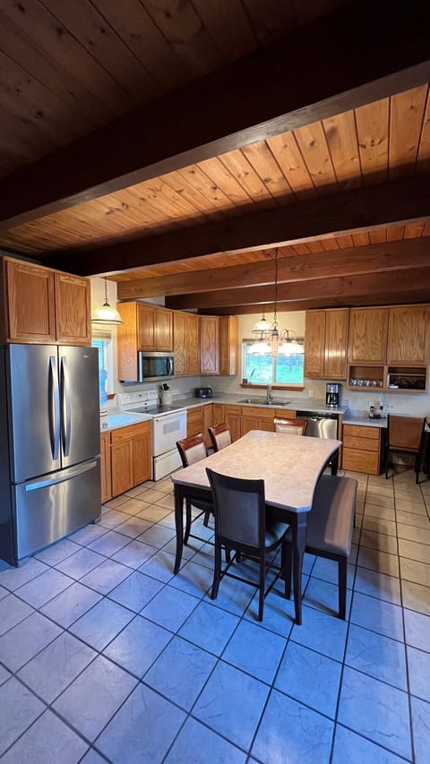 Kitchen equipped with all the essentials
