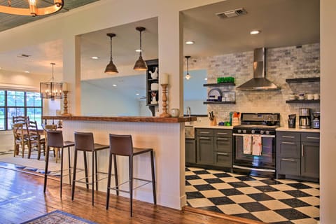 Kitchen | Cooking Basics Supplied