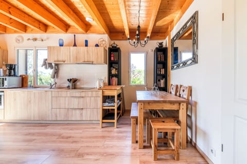 Cuisine/coin à dîner
© Iain Selwyn-Reeves (2024)