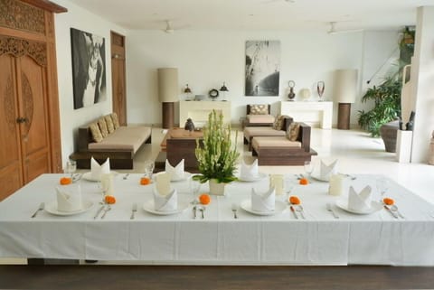 Stylish&Elegant 8Bed Lux Villa,Seminyak;