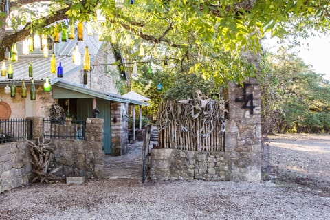 Mainhouse, bottle tree, BBQ smoker, bell tower (kids loving the bell for dinner)