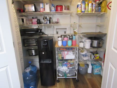 Kitchen supplies/ water dispenser