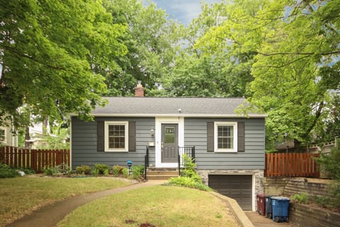 Single car garage with tandem parking on driveway for two cars