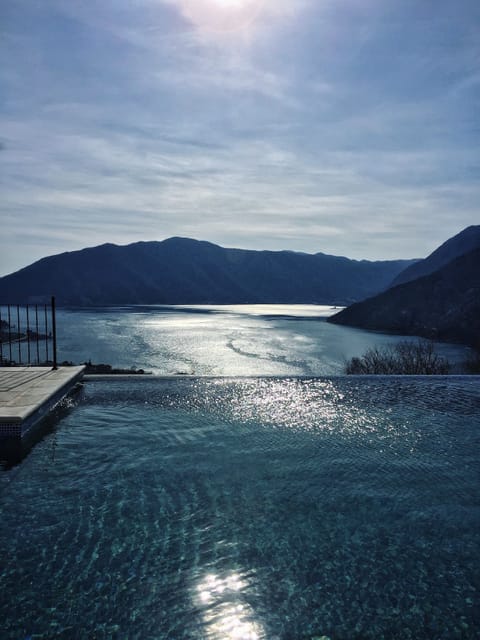 Outdoor pool, an infinity pool