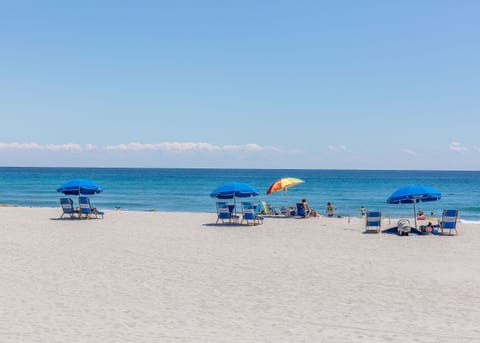 Sun loungers, beach towels