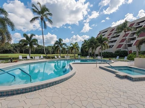 Pool | Outdoor pool, a heated pool