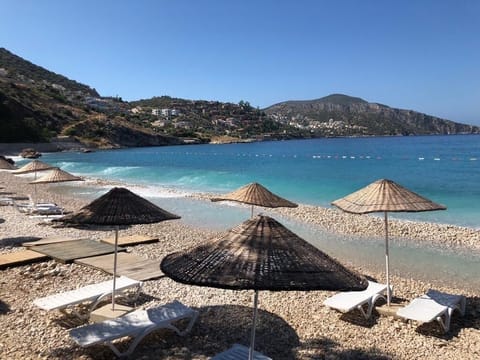 Beach nearby, beach towels