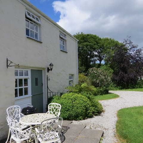 Private garden and parking