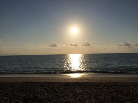 Beach nearby, sun loungers, beach towels