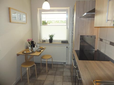 Kitchen area. Picture 10