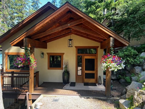 Entrance to the main cabin