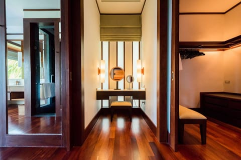 Paradise Ocean View Luxury Pool Villa