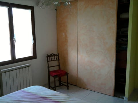 3 bedrooms, iron/ironing board, travel crib, free WiFi