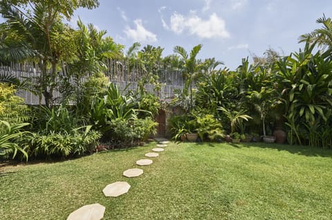 Tropical Authentic Balinese House (3BR)