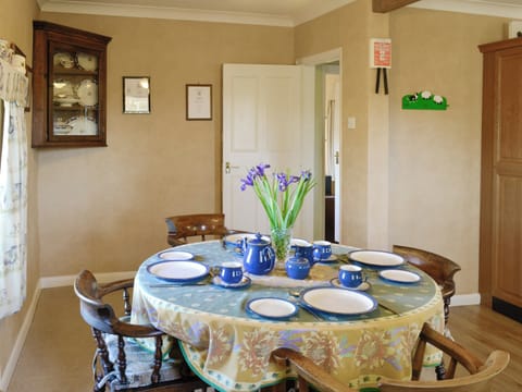 Spacious dining area | The Mews, Near Masham