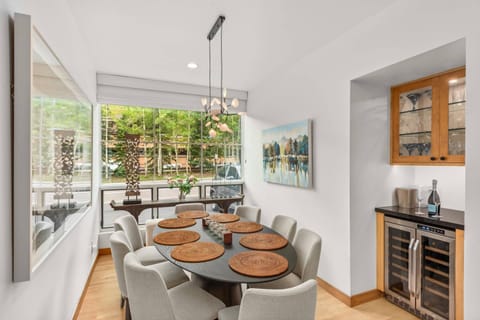 You will enjoy dinners around the table with your group. It is a perfect place to share the days adventure stories!