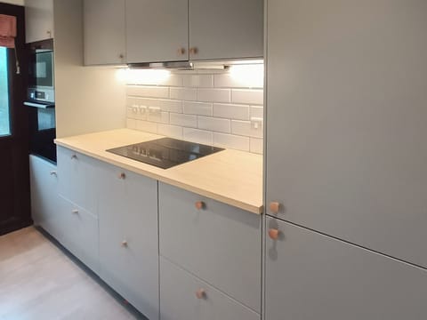 Kitchen | Breakwater View, Down Thomas, near Plymouth