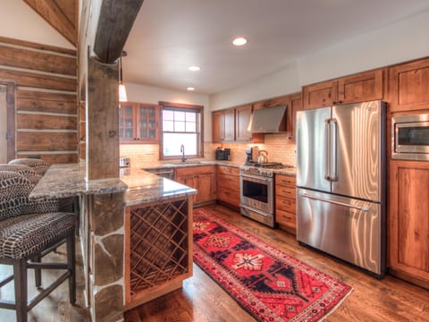 Powder Ridge Manitou 5, Kitchen, 1