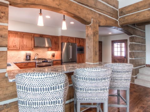 Powder Ridge Manitou 5, Kitchen, 2