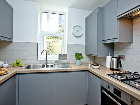 Kitchen | 5 Devon Beach Court, Woolacombe