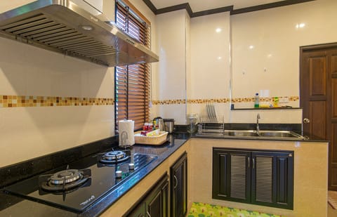 Baan Ari, 12 Person Private Villa