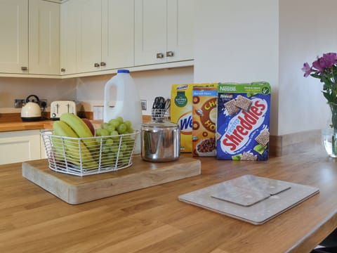 Breakfast | Rhosydd Cottage, Llandyfrydog, near Amlwch