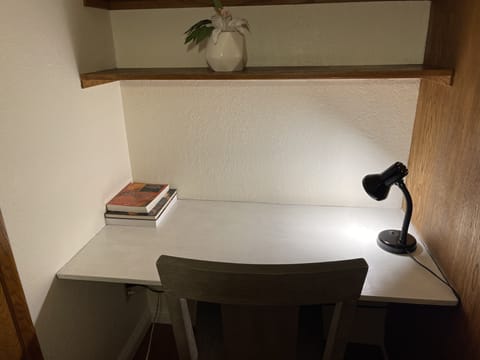 Disclaimer: if you are using this table remember to lock door avoid accidents