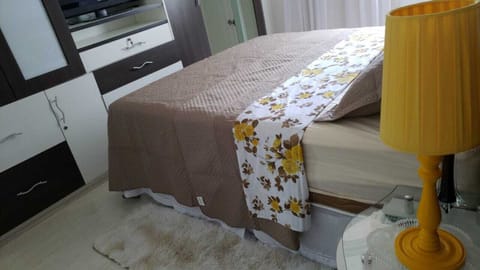 4 bedrooms, iron/ironing board