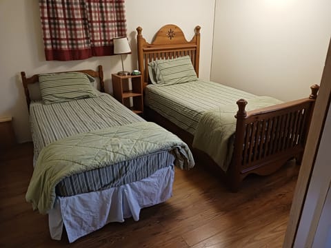 Iron/ironing board, internet, bed sheets, wheelchair access