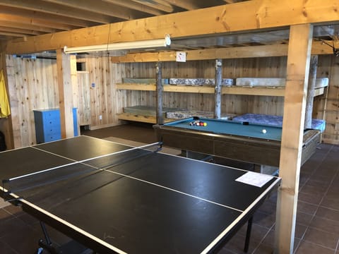 6 bunks, ping-pong, pool table