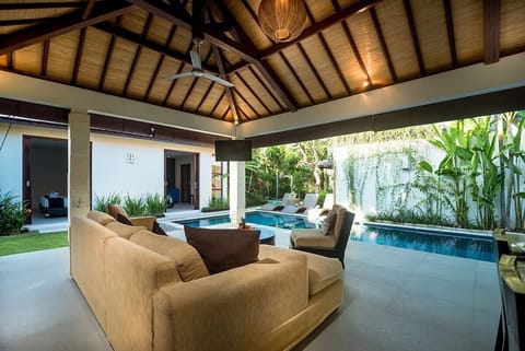 SEMINYAK, Great Value, 5 Bedroom villa