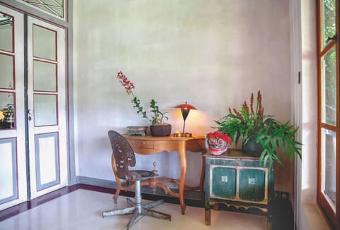 Canggu Luxury Villa & Rice Field Views