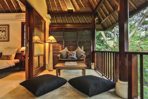 3 Bed Luxury Villa in Karma Jimbaran;