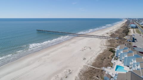 Beach nearby, sun loungers