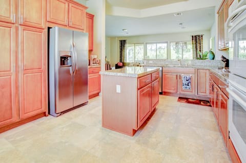 Stainless fridge and new Bosch dishwasher