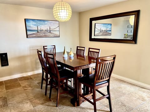 Dining area with plenty of seating