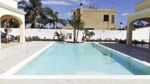 Pool | Outdoor pool