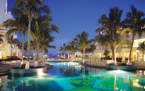 Pueblo Bonito Rose Resort am Strand mit Meerblick, wunderschönen Pools, Bars hotel in Cabo San Lucas