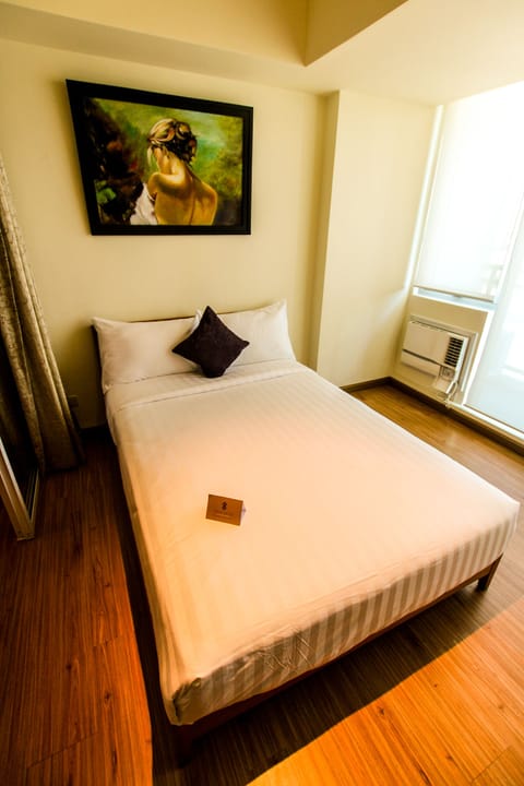 Homey 1-Bedroom @ Azure St Tropez 1827