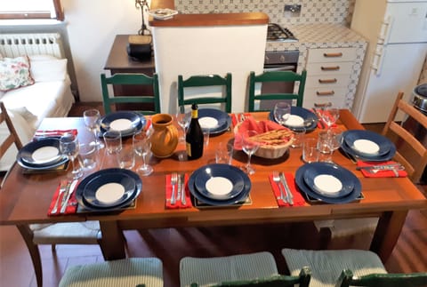 A meal for 8