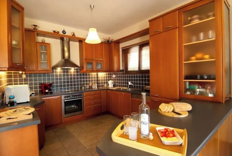 All modern appliances !