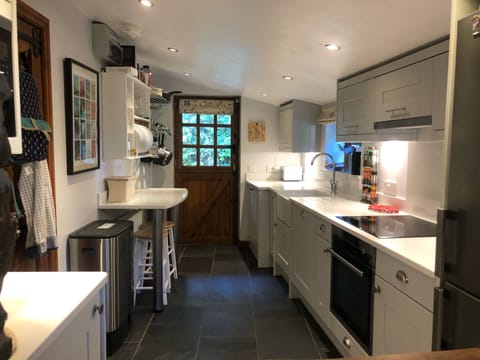 New kitchen fitted Dec '21