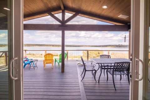 Beautiful view of Canyon Lake - covered and uncovered decks!