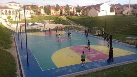 Sport court