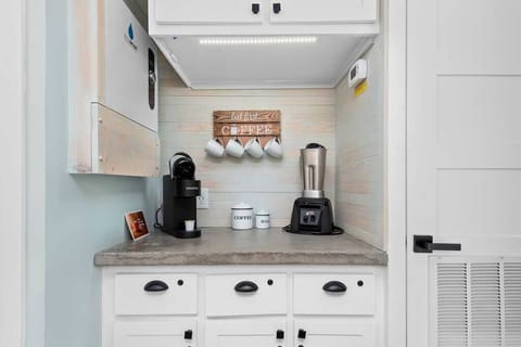 42a651fd a104 4dd3 ac7e 4a7460e69af0