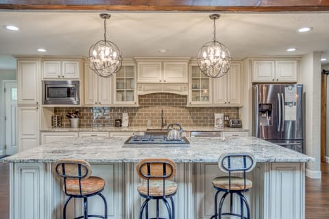 Kitchen island