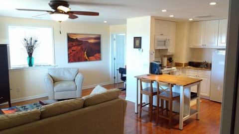 Living room | Smart TV, video library