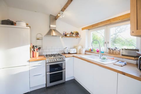 Cook up a feast in the well equipped kitchen which leads to the back garden
